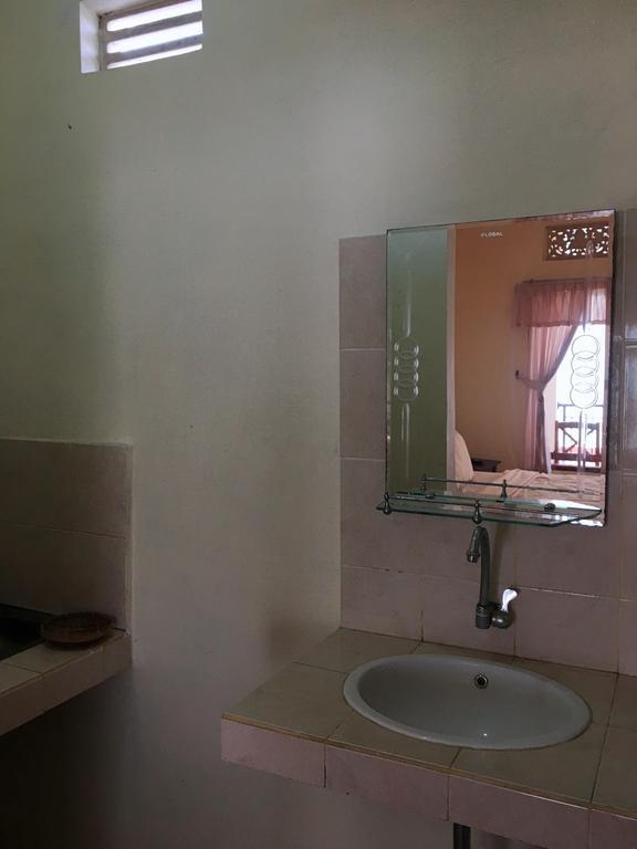 Dstay Kost Bali Jimbaran Exteriör bild
