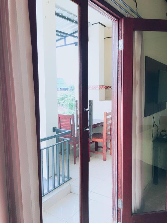 Dstay Kost Bali Jimbaran Exteriör bild